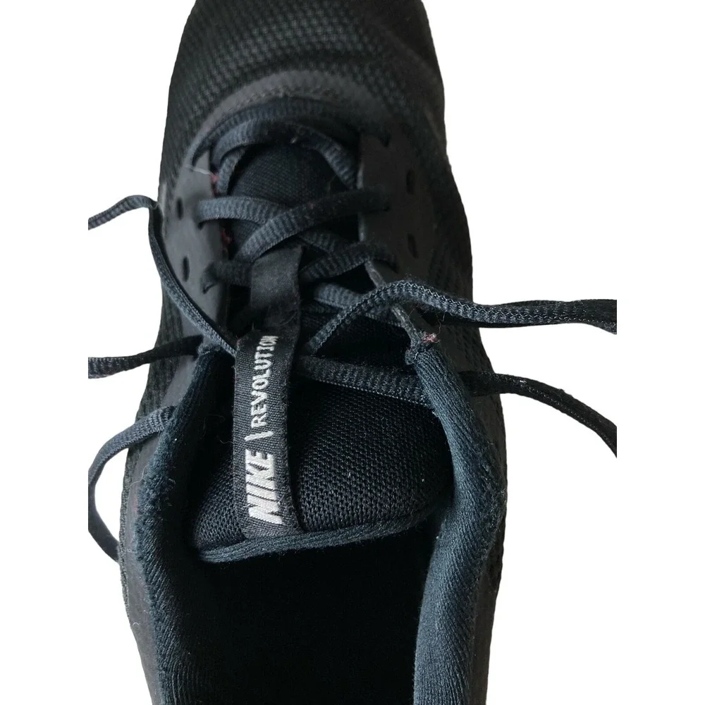 Nike Mens Revolution 5 BQ3204-002 Black White Low Top Lace Up Running Shoes 11.5